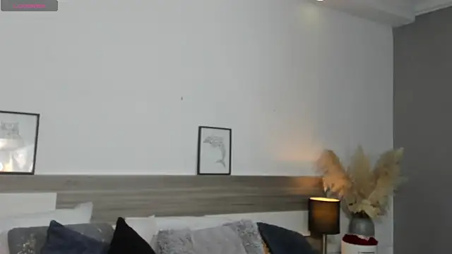 Snapshot of SaraaJhonsonn chatting on 04/21/26, 02:45 SaraaJhonsonn online show from 04/21/26, 02:45