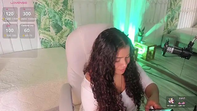 loly marce online show from 04/24/26, 08:33