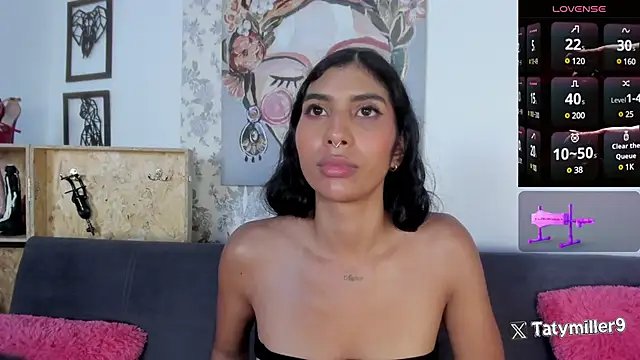 Snapshot of taty_miller chatting on 02/12/25, 08:18 taty miller online show from 02/12/25, 08:18