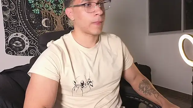 JayMarcos  online show from 10/05/25, 02:54