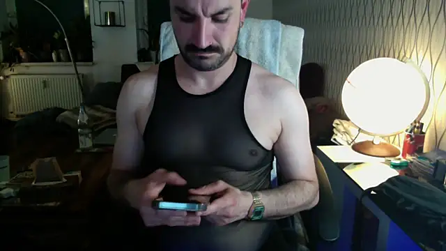 tomz0819 online show from 06/11/26, 08:40