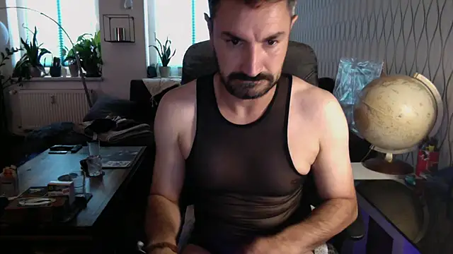 tomz0819 online show from 07/06/26, 12:24