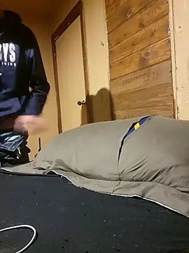 BigDDave6979 online show from 02/17/25, 02:37