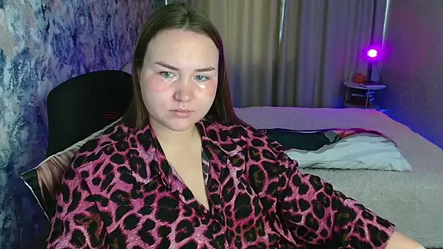 Snapshot of Jenny_Fox chatting on 10/04/25, 05:49 Jenny Fox online show from 10/04/25, 05:49