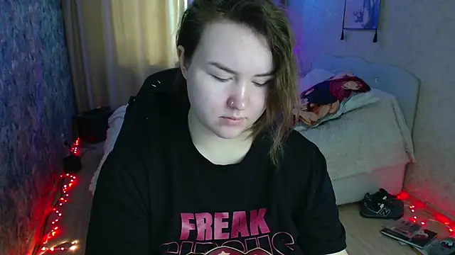 Snapshot of Jenny_Fox chatting on 04/21/26, 03:46 Jenny Fox online show from 04/21/26, 03:46