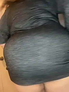 Snapshot of lairarose chatting on 12/05/24, 03:15 lairarose online show from 12/05/24, 03:15