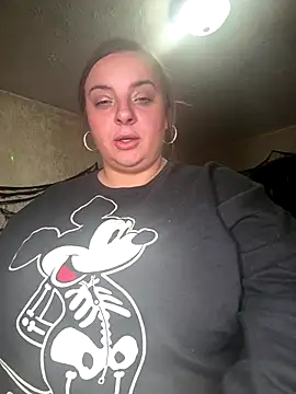 Snapshot of lairarose chatting on 10/26/25, 04:18 lairarose online show from 10/26/25, 04:18