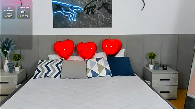 Snapshot of MiaBecky chatting on 02/11/25, 05:26 MiaBecky online show from 02/11/25, 05:26