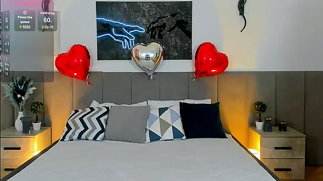 Snapshot of MiaBecky chatting on 02/12/25, 05:26 MiaBecky online show from 02/12/25, 05:26