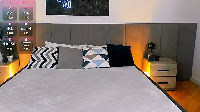 Snapshot of MiaBecky chatting on 02/21/25, 05:24 MiaBecky online show from 02/21/25, 05:24