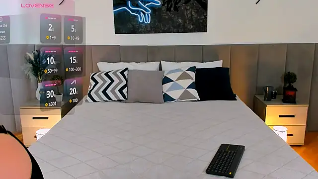 Snapshot of MiaBecky chatting on 09/21/25, 05:31 MiaBecky online show from 09/21/25, 05:31