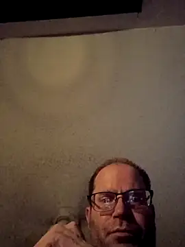 crazycam619 online show from 12/04/25, 12:25