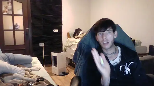 Snapshot of Widoo22 chatting on 04/23/26, 09:28 Widoo22 online show from 04/23/26, 09:28