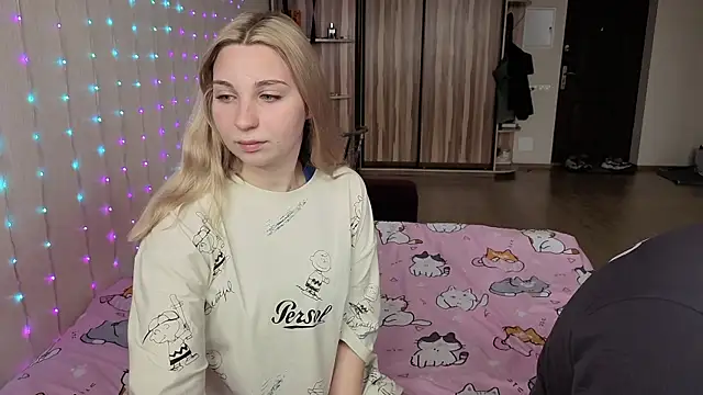 Snapshot of llolilove chatting on 04/06/26, 11:55 llolilove online show from 04/06/26, 11:55