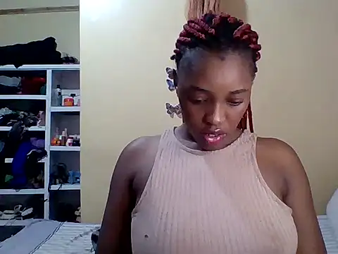 Snapshot of Zara_Twilight chatting on 12/03/25, 10:08 Zara Twilight online show from 12/03/25, 10:08