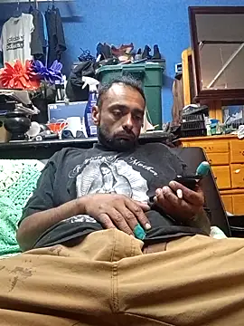 Snapshot of C8L3U chatting on 03/30/26, 12:33 C8L3U online show from 03/30/26, 12:33