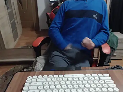 uncutguy01 online show from 11/15/25, 04:25