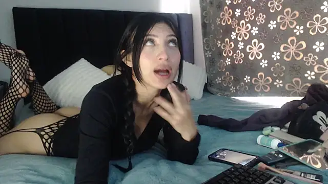 Nicolette ks  online show from 03/10/25, 03:09