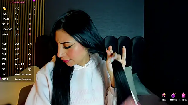 Snapshot of Nicolette_ks_ chatting on 02/10/26, 03:54 Nicolette ks online show from 02/10/26, 03:54