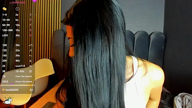 Snapshot of Nicolette_ks_ chatting on 02/11/26, 04:17 Nicolette ks online show from 02/11/26, 04:17