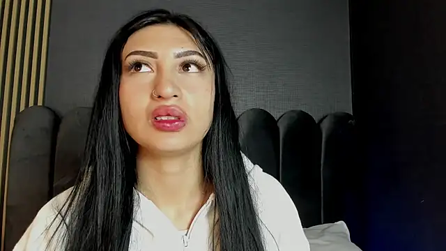 Snapshot of Nicolette_ks_ chatting on 04/02/26, 04:21 Nicolette ks online show from 04/02/26, 04:21