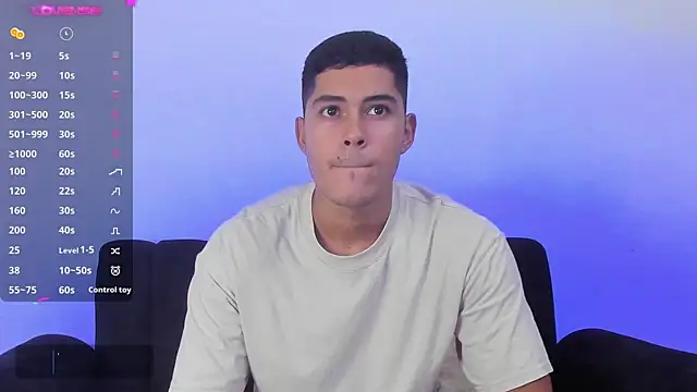 Snapshot of Iamdylan777 chatting on 12/21/24, 10:30 Iamdylan777 online show from 12/21/24, 10:30