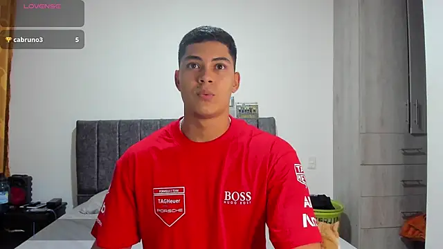 Snapshot of Iamdylan777 chatting on 01/06/25, 12:05 Iamdylan777 online show from 01/06/25, 12:05