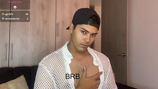 Snapshot of Iamdylan777 chatting on 01/23/25, 06:45 Iamdylan777 online show from 01/23/25, 06:45