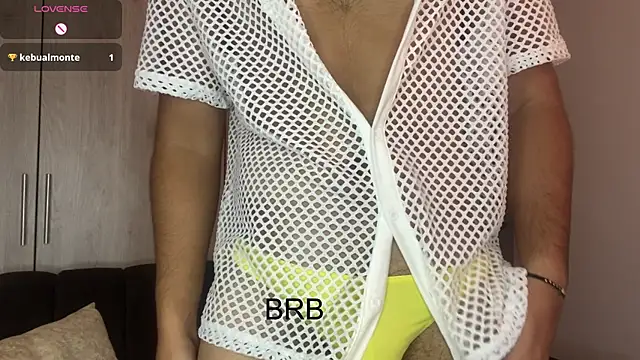 Snapshot of Iamdylan777 chatting on 01/29/25, 02:10 Iamdylan777 online show from 01/29/25, 02:10