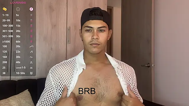 Snapshot of Iamdylan777 chatting on 03/04/25, 07:22 Iamdylan777 online show from 03/04/25, 07:22