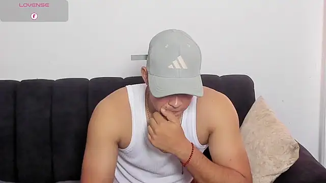 Snapshot of Iamdylan777 chatting on 03/09/26, 04:44 Iamdylan777 online show from 03/09/26, 04:44