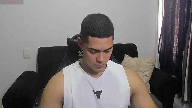 Snapshot of Iamdylan777 chatting on 03/30/26, 01:34 Iamdylan777 online show from 03/30/26, 01:34