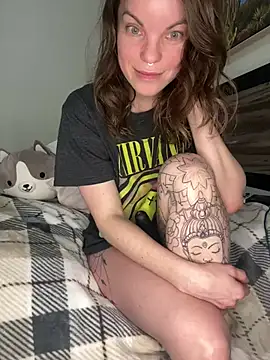 Snapshot of wildefaye chatting on 03/23/25, 01:42 wildefaye online show from 03/23/25, 01:42