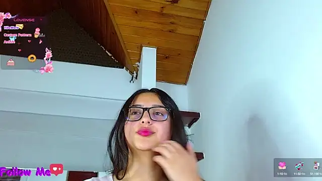 scarlleth  online show from 01/25/25, 03:20