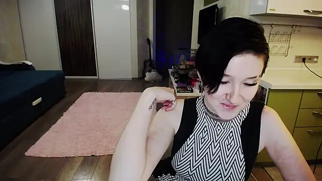 Kira Bakker online show from 02/01/25, 12:40