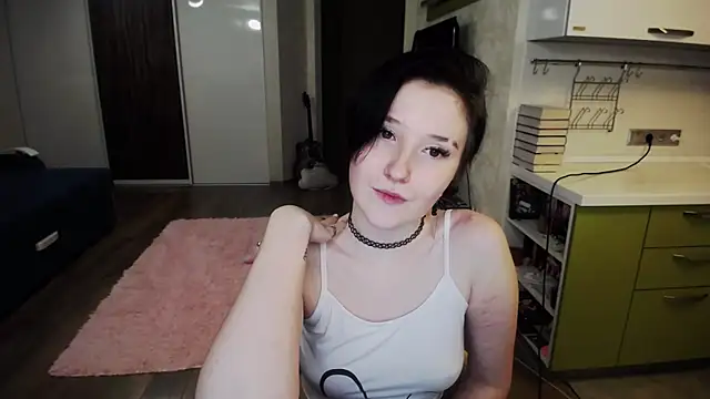 Kira Bakker online show from 02/08/25, 09:36