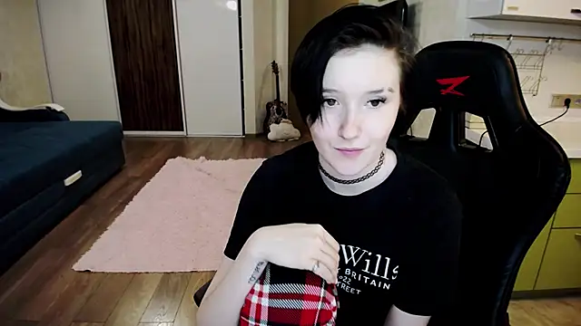 Kira Bakker online show from 02/09/25, 10:32