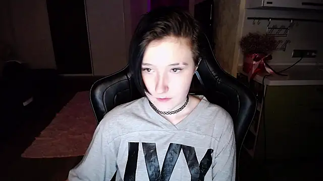 Kira Bakker online show from 03/02/25, 03:59