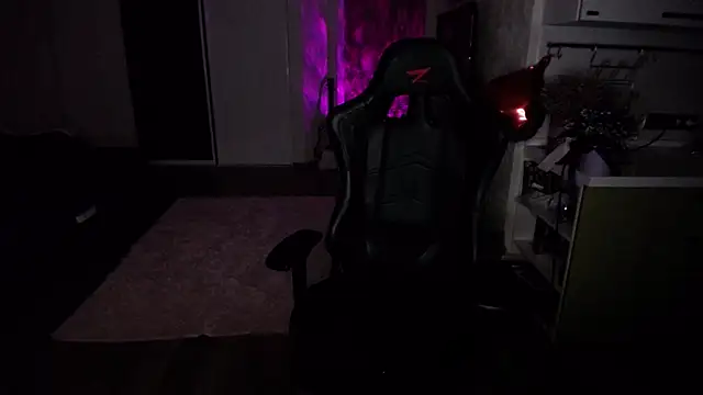 Kira Bakker online show from 03/09/25, 04:22