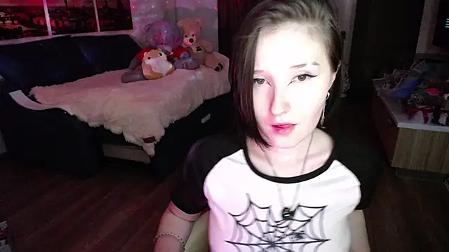 Kira Bakker online show from 10/09/25, 10:30