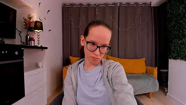 Snapshot of BettyBrowni chatting on 02/08/25, 07:16 BettyBrowni online show from 02/08/25, 07:16