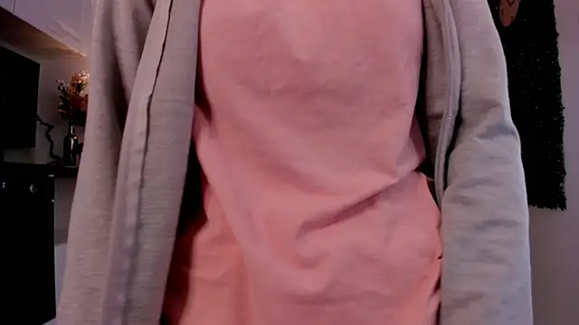 Snapshot of BettyBrowni chatting on 02/09/25, 07:09 BettyBrowni online show from 02/09/25, 07:09