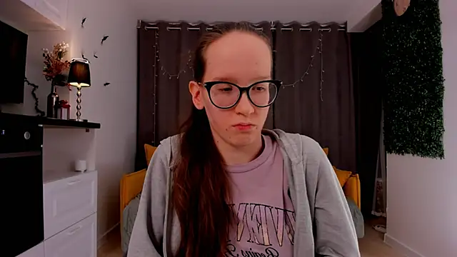 Snapshot of BettyBrowni chatting on 02/12/25, 10:15 BettyBrowni online show from 02/12/25, 10:15