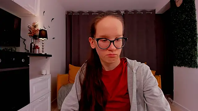 Snapshot of BettyBrowni chatting on 02/16/25, 11:16 BettyBrowni online show from 02/16/25, 11:16