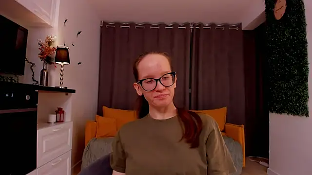 Snapshot of BettyBrowni chatting on 02/22/25, 07:14 BettyBrowni online show from 02/22/25, 07:14