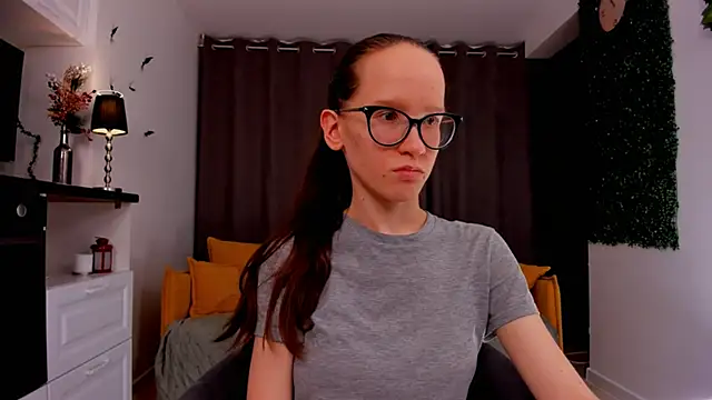 Snapshot of BettyBrowni chatting on 02/23/25, 11:04 BettyBrowni online show from 02/23/25, 11:04