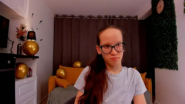 Snapshot of BettyBrowni chatting on 02/24/25, 10:14 BettyBrowni online show from 02/24/25, 10:14