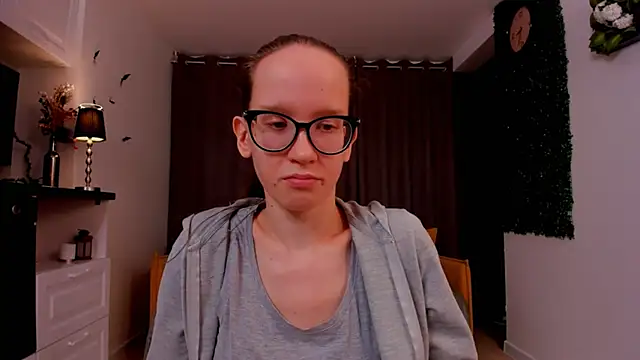 Snapshot of BettyBrowni chatting on 02/28/25, 01:26 BettyBrowni online show from 02/28/25, 01:26