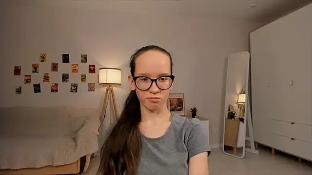 Snapshot of BettyBrowni chatting on 03/09/25, 07:37 BettyBrowni online show from 03/09/25, 07:37