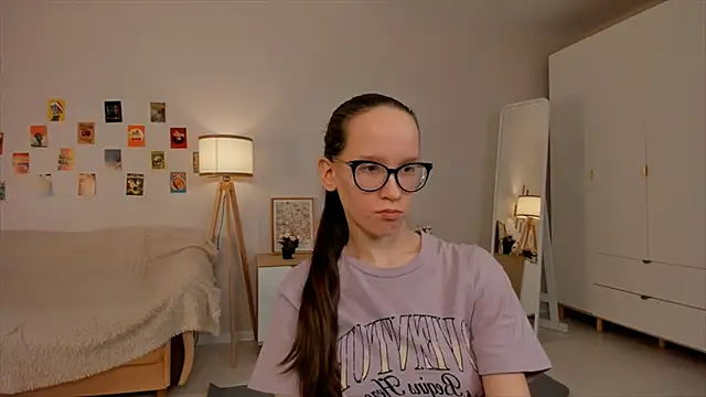 Snapshot of BettyBrowni chatting on 03/14/25, 01:37 BettyBrowni online show from 03/14/25, 01:37